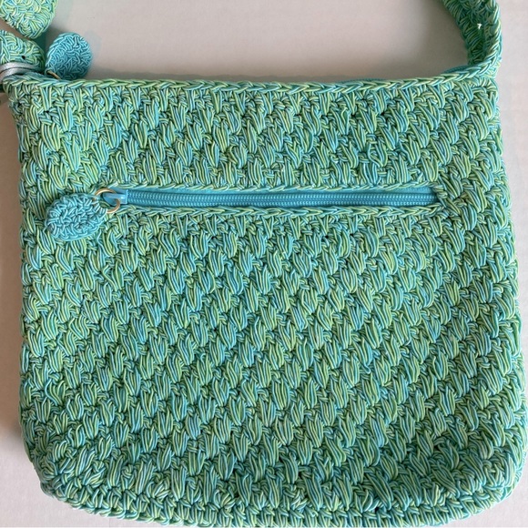 NWOT LIZ Claiborne Shoulder Bag Crochet Teal Blue with Yellow Accents. - Picture 2 of 15